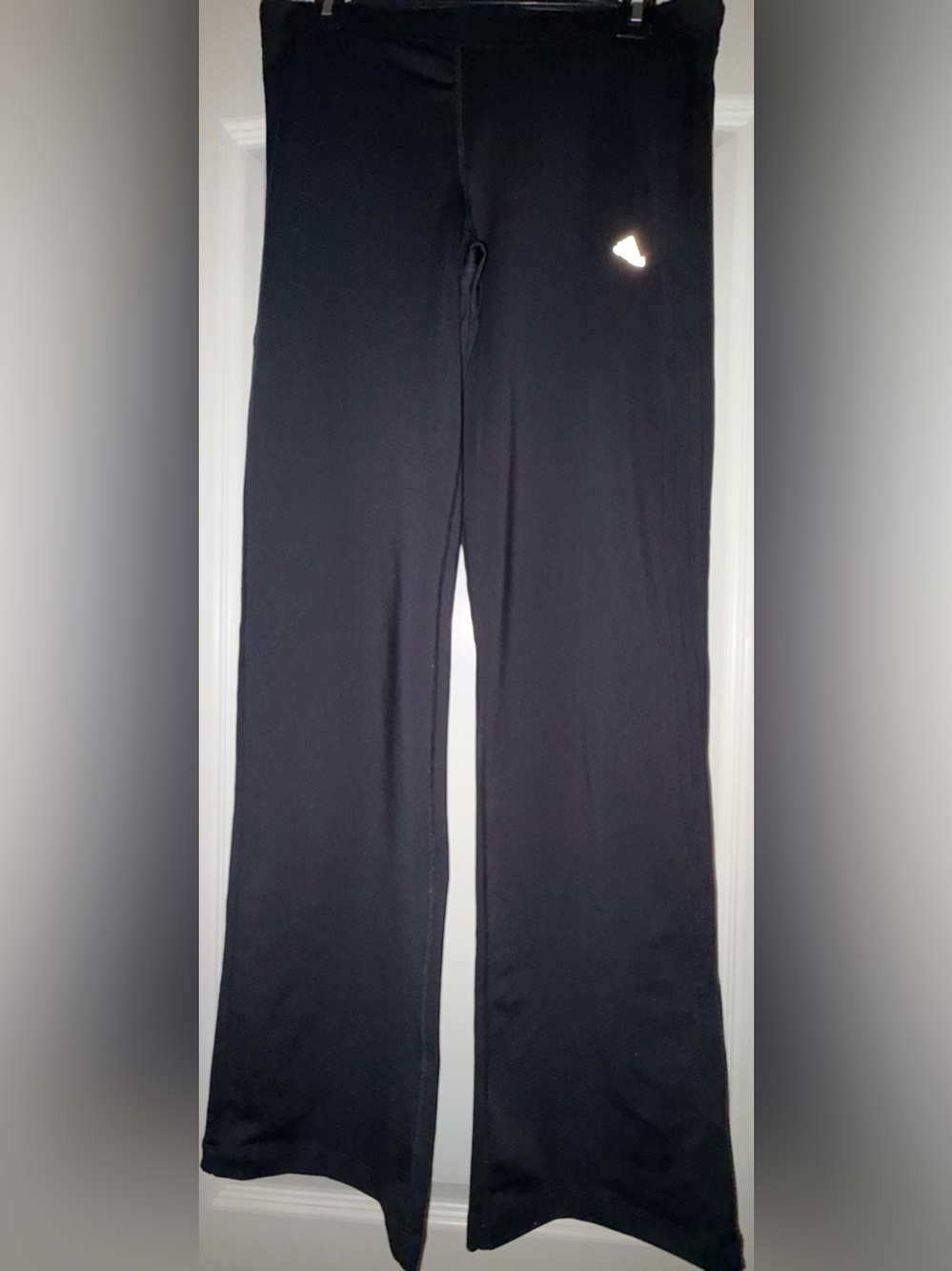 WOMENS ADIDAS CLASSIC 3 BLACK STRIPED DOWN SIDE TRACK PANTS
SIZE LARGE